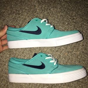 Teal Janoski’s